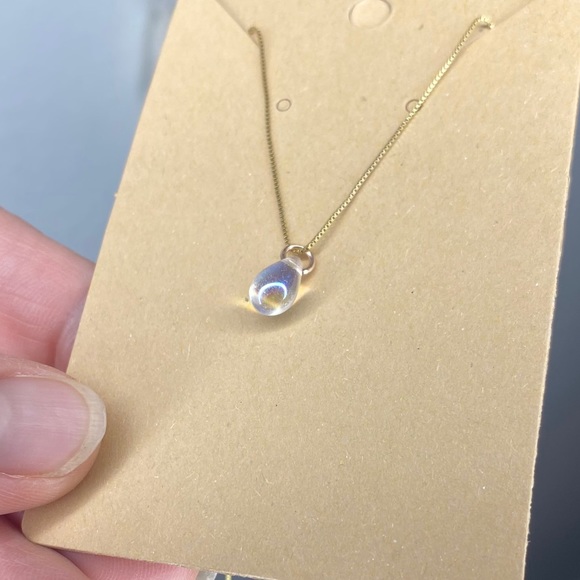 COPY - Single Teardrop Necklace - Picture 4 of 6